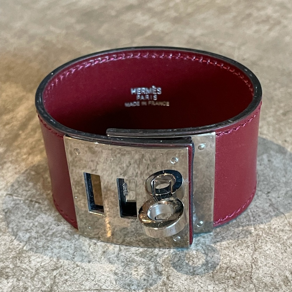 Hermès Swift Kelly Dog Rouge Leather Cuff Bracelet with Silver Hardware